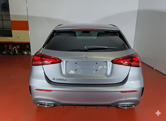 MERCEDES-BENZ A 200 usata, con Alzacristalli elettrici