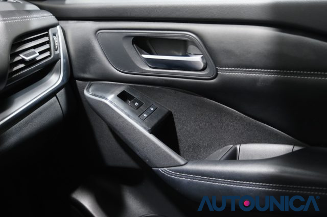 NISSAN Qashqai usata, con Sensore di luce