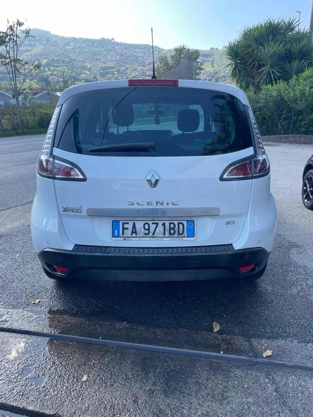 RENAULT Scenic usata, con Autoradio