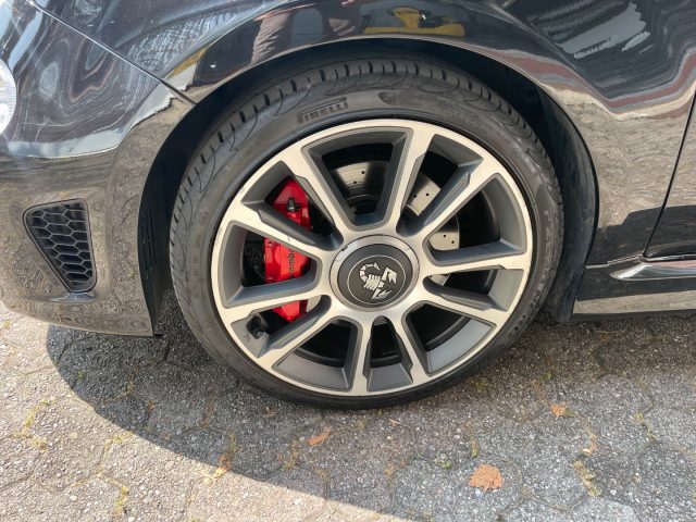 ABARTH 595C usata, con Airbag