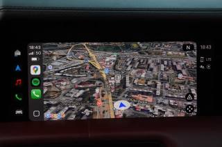 PORSCHE Taycan usata, con Sensori di parcheggio anteriori