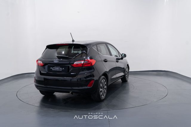 FORD Fiesta usata, con Autoradio