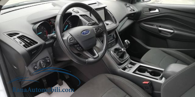 FORD Kuga usata, con Autoradio