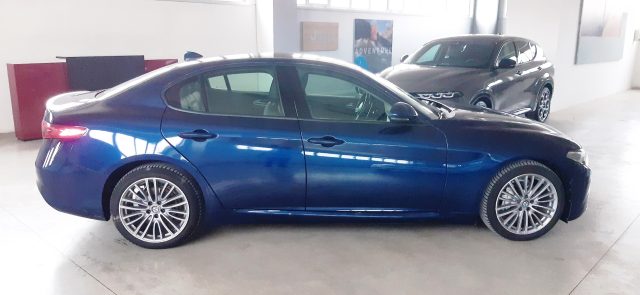 ALFA ROMEO Giulia usata, con Autoradio