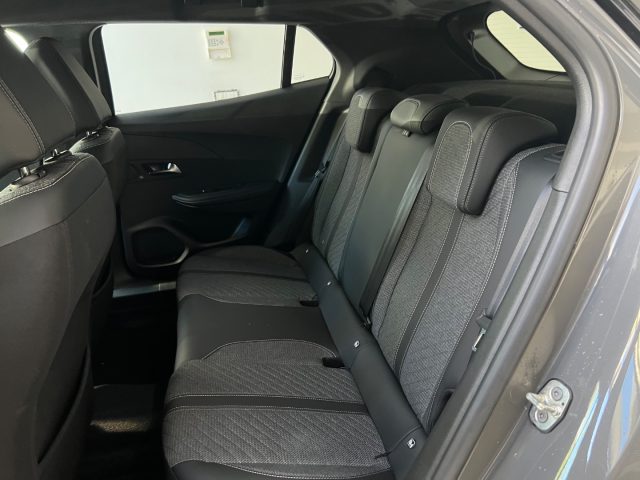 PEUGEOT 2008 usata, con Touch screen