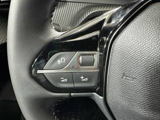 PEUGEOT 2008 usata, con Airbag testa