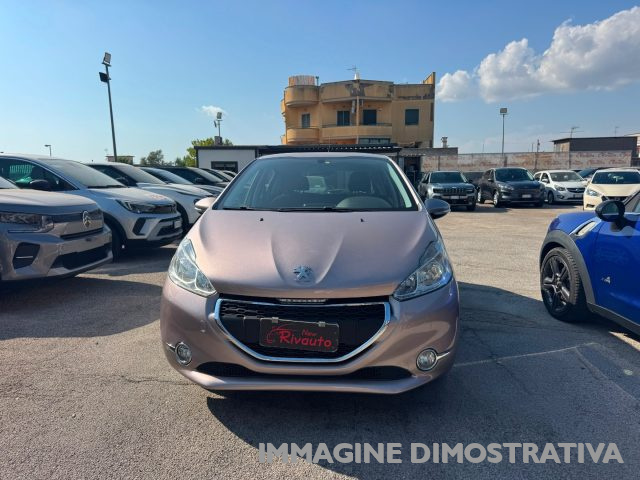 PEUGEOT 208 usata, con Airbag