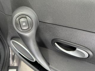 RENAULT Clio usata, con Volante multifunzione