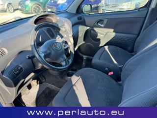 TOYOTA Yaris usata, con Climatizzatore