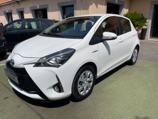TOYOTA Yaris 1.5 Hybrid 5 porte Business