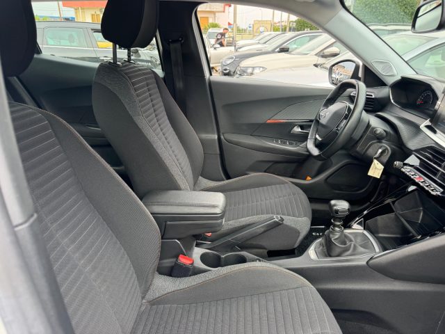 PEUGEOT 2008 usata, con Fari Xenon