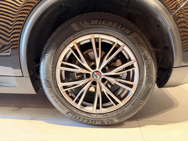 ALFA ROMEO Stelvio usata, con Alzacristalli elettrici