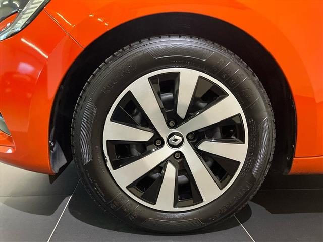 RENAULT Clio usata, con Climatizzatore