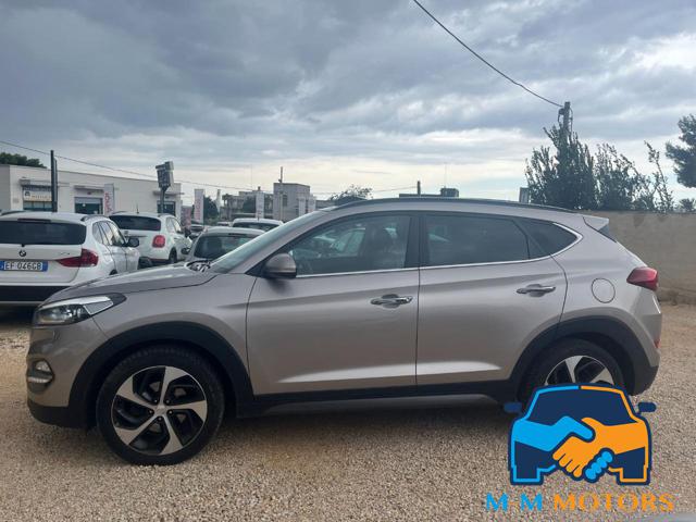 HYUNDAI Tucson usata, con Autoradio