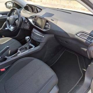 PEUGEOT 308 usata, con Servosterzo