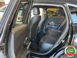 MERCEDES-BENZ GLA 200 usata, con Sedili riscaldati