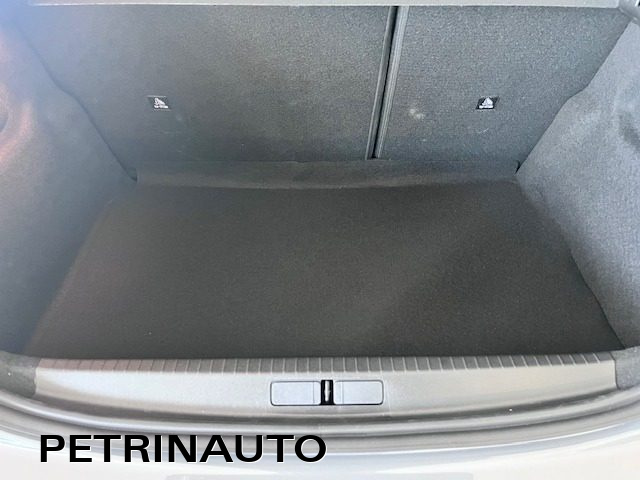 PEUGEOT 208 usata, con Vivavoce