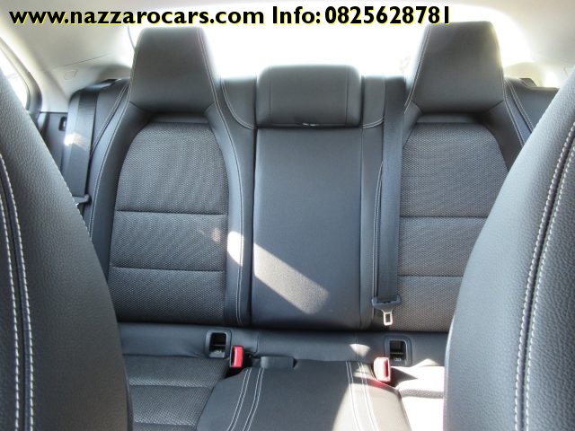 MERCEDES-BENZ CLA 180 usata, con Luci diurne