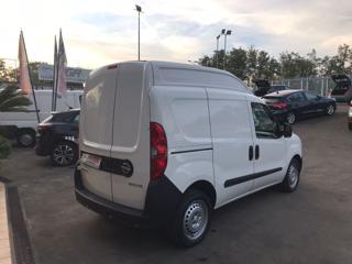 OPEL Combo usata, con Airbag