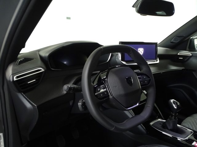 PEUGEOT 2008 usata, con Volante in pelle