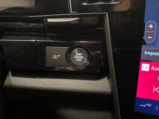 RENAULT Austral usata, con Volante multifunzione