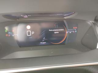 PEUGEOT 2008 usata, con Touch screen