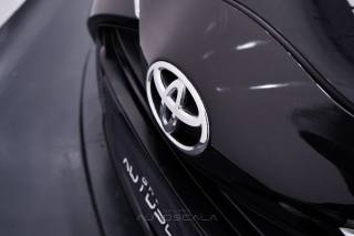 TOYOTA Yaris usata, con Specchietti laterali elettrici