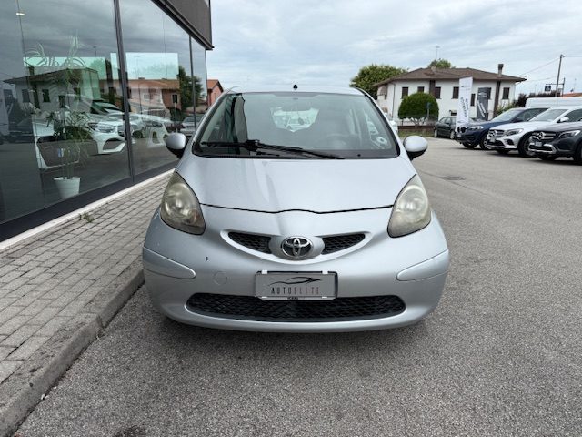 TOYOTA Aygo usata, con Airbag