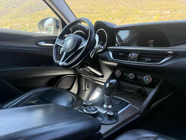 ALFA ROMEO Stelvio usata, con Interni in pelle