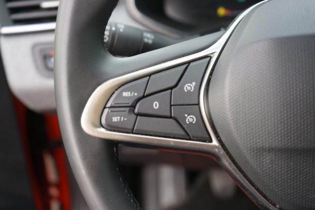 RENAULT Clio usata 32