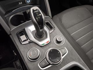 ALFA ROMEO Stelvio usata, con USB