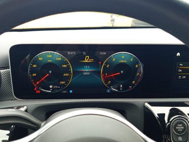 MERCEDES-BENZ A 180 usata, con Alzacristalli elettrici