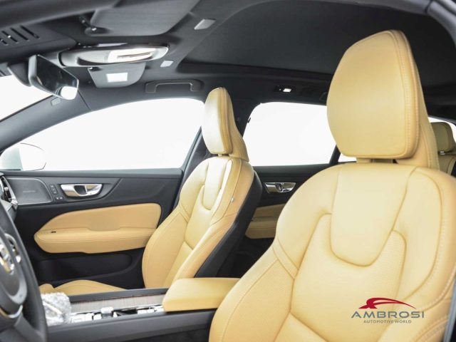 VOLVO V60 Cross Country usata 8
