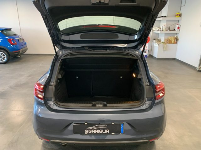 RENAULT Clio usata, con Volante in pelle