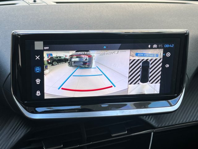 PEUGEOT 2008 usata, con Sistema di navigazione