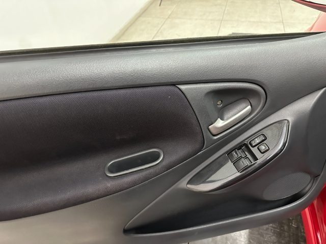 TOYOTA Yaris usata, con Sedili sportivi