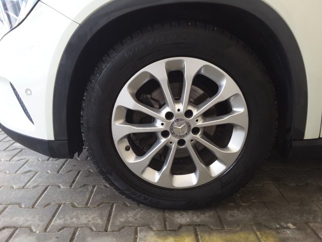 MERCEDES-BENZ GLA 200 usata, con Alzacristalli elettrici