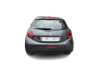 PEUGEOT 208 usata, con Alzacristalli elettrici