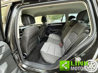 VOLKSWAGEN Passat Variant usata, con Park Distance Control