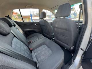 HYUNDAI i10 usata, con Specchietti laterali elettrici