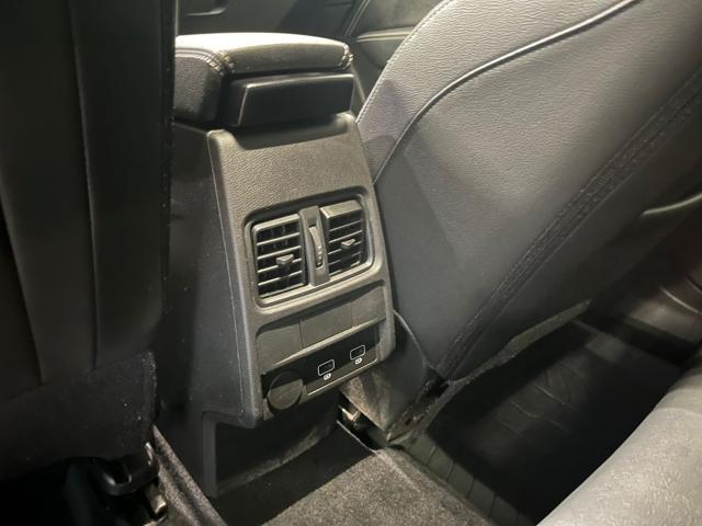 RENAULT Arkana usata, con Touch screen