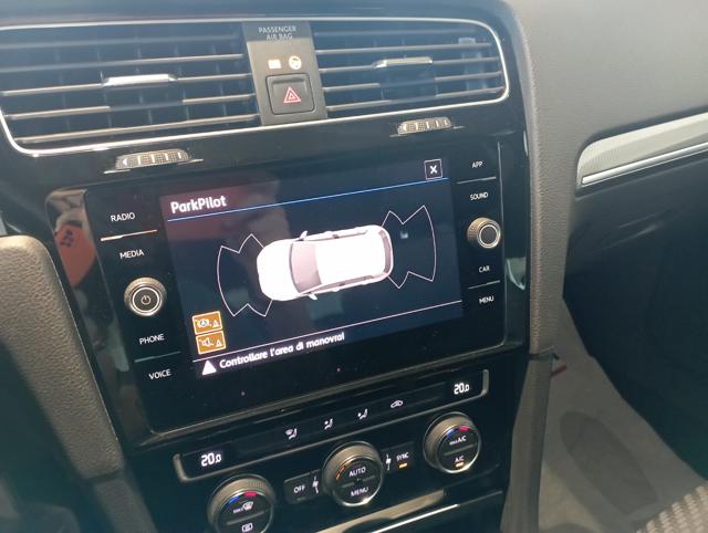 VOLKSWAGEN Golf usata, con ESP