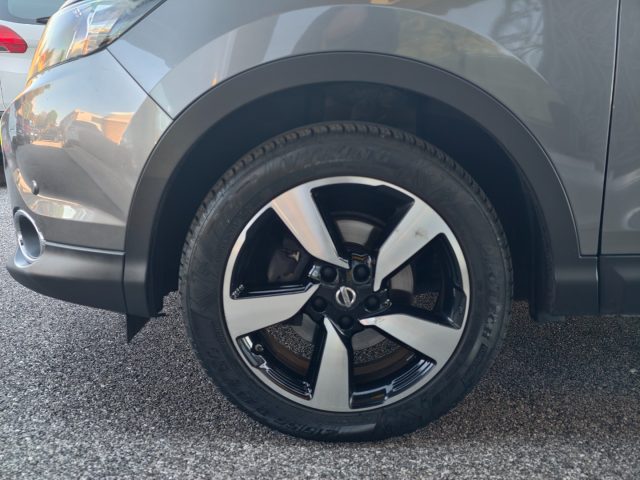 NISSAN Qashqai usata, con Boardcomputer