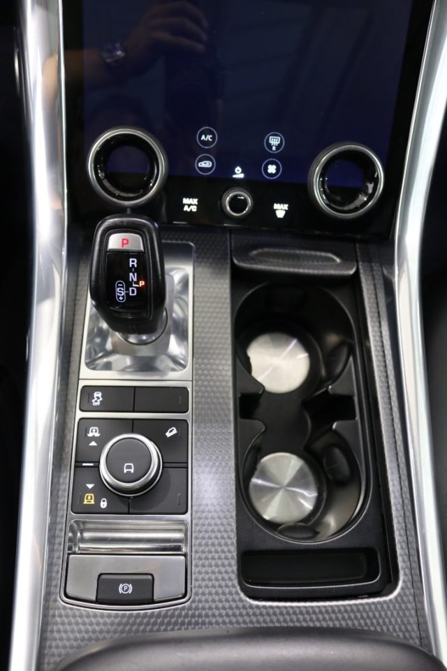 LAND ROVER Range Rover Sport usata, con Volante in pelle