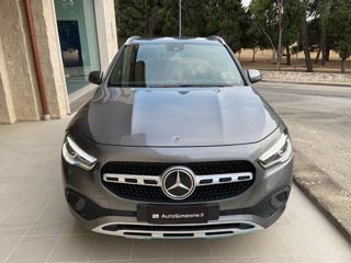 MERCEDES-BENZ GLA 200 usata, con Airbag