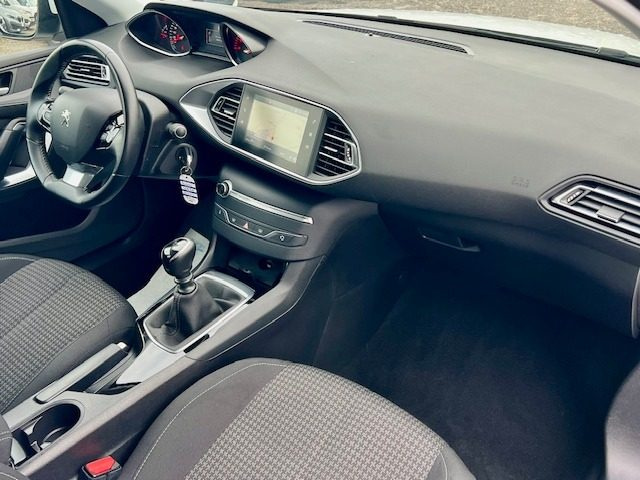 PEUGEOT 308 usata, con Bluetooth