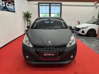 PEUGEOT 208 usata, con Airbag