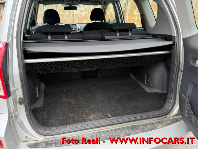 TOYOTA RAV 4 usata, con Cruise Control
