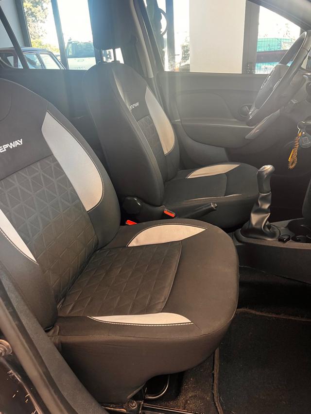 DACIA Sandero usata, con Alzacristalli elettrici