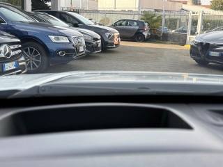 LAND ROVER Discovery Sport usata, con Boardcomputer